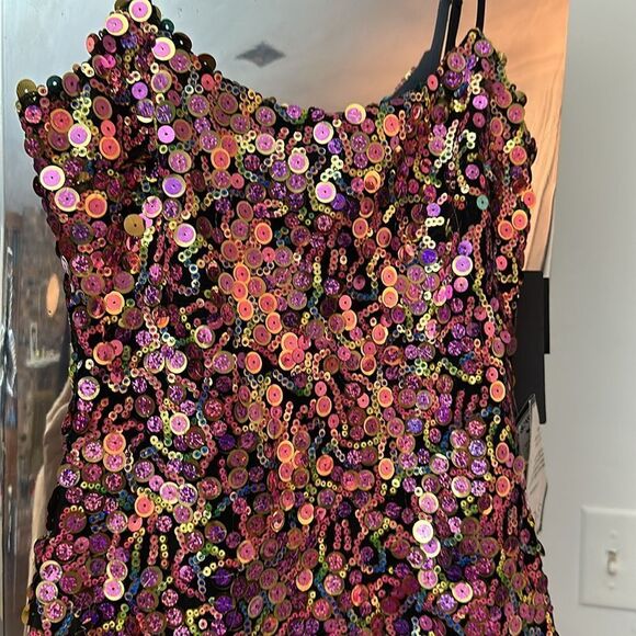 NWT CITY STUDIOS Juniors' Sequinned Sleeveless Bodycon Dress - Picture 6 of 8